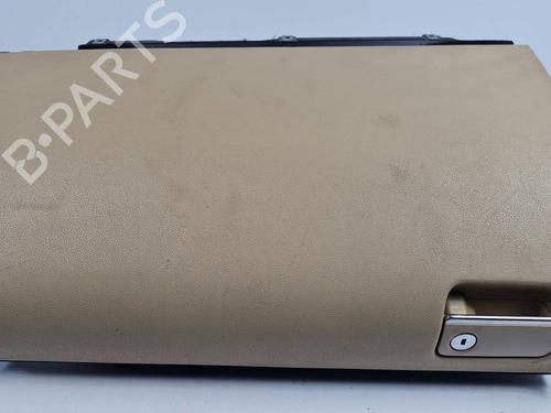 Used Glove box Glove box 37682305 37682305