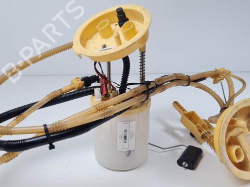 Used Fuel pump BMW 3 (E90) 320 d (177 hp) 28804105