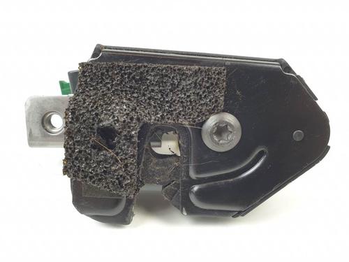 tailgate-lock-land-rover-discovery-iii-l319-2004-2005-2006-2007-2008-2009-25144617 main image