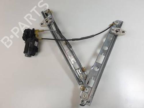 Rudehejsemekanisme ventre foran RENAULT MEGANE II Saloon (LM0/1_) 1.9 dCi (LM0G, LM1G, LM2C) | BP30763131C22 