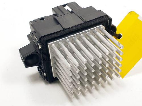 Used Heater resistor OPEL ASTRA J Sports Tourer (P10) 1.7 CDTI (35) (110 hp) 16495394