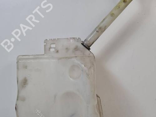Used Windscreen washer tank Windscreen washer tank 37484312 37484312