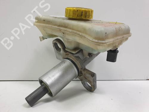 Used Brake master cylinder Brake master cylinder AUDI A4 B6 (8E2) 2.5 TDI quattro (180 hp) 10090670 10090670