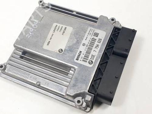 Used Engine control unit (ECU) BMW X5 (E53) 3.0 d (218 hp) 31058837