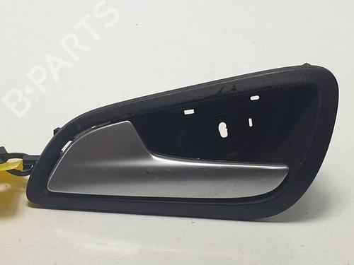 Used Rear left interior door handle Rear left interior door handle 25285887 25285887