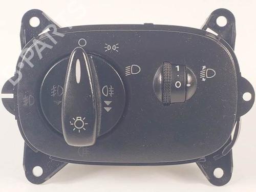 Used Headlight switch FORD TOURNEO CONNECT 1.8 TDCi (90 hp) 17648983