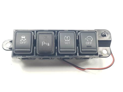 switch-nissan-juke-f15-2010-2011-2012-2013-2014-2015-2016-2017-2018-2019-27885247 main image