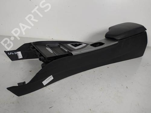 Used Armrest / Center console Armrest / Center console BMW 4 Coupe (F32, F82) 435 d xDrive (313 hp) 7171786 7171786