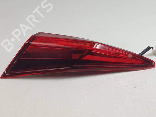 right-tailgate-light-honda-civic-x-hatchback-fc_-fk_-2016-39916397 main image