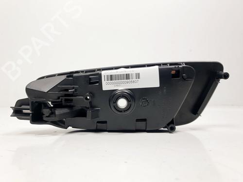Højre fortil invendig håndtag SEAT LEON (5F1)  | BP13391176I14 