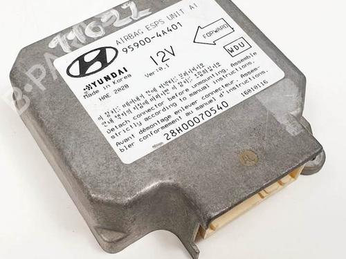 Used ECU airbags ECU airbags HYUNDAI H-1 / STAREX Bus (A1) 2.5 TD 4WD (99 hp) 11753842 11753842