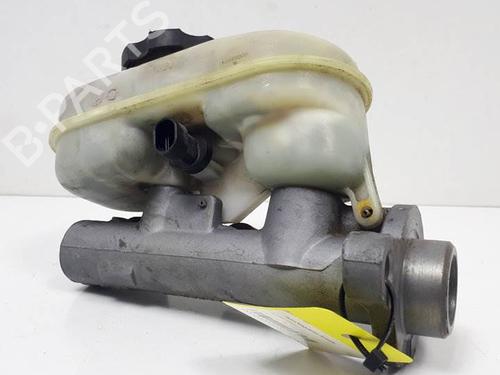 Used Brake master cylinder Brake master cylinder CADILLAC CTS 3.2 (218 hp) 16305125 16305125