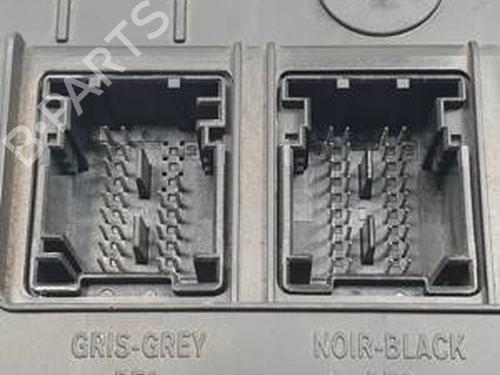 Caixa de fusíveis RENAULT MEGANE II (BM0/1_, CM0/1_) 2.0 dCi (BM1K, CM1K) | BP30763077E1