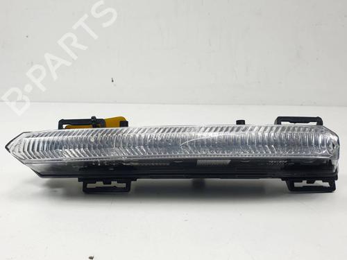 Clignotant avant gauche Clignotant avant gauche MERCEDES-BENZ B-CLASS Sports Tourer (W246, W242) B 200 CDI (246.201) (136 hp) 35942286 35942286