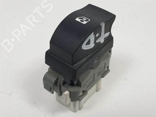 Used Right rear window switch Right rear window switch RENAULT MEGANE II Saloon (LM0/1_) 2.0 (135 hp) 10935301 10935301