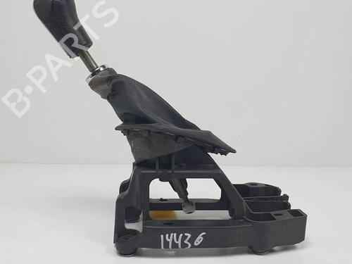 Gear lever TOYOTA COROLLA (_E12_) 2.0 D-4D (CDE120R, CDE120L_) | BP18118167M90 