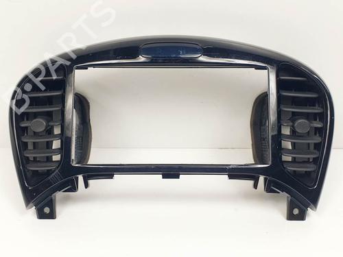 air-vent-nissan-juke-f15-2010-2011-2012-2013-2014-2015-2016-2017-2018-2019-27885246 main image