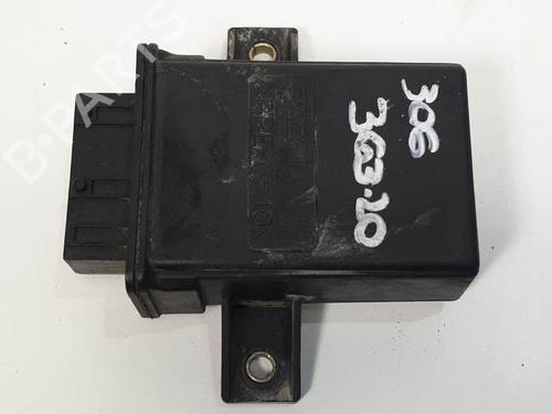 Used Electronic module PEUGEOT 306 (7B, N3, N5) 1.9 SLD (68 hp) 6849626