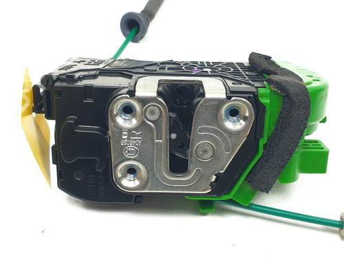 Used Front right lock HYUNDAI i40 I (VF) 1.6 CRDi (116 hp) 28066150