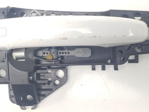 front-right-exterior-door-handle-audi-a4-b8-avant-8k5-2007-2008-2009-2010-2011-2012-2013-2014-2015-2016-2017-25453575 main image