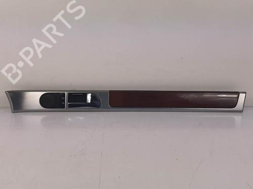 Used Front right interior door handle Front right interior door handle VW TOUAREG (7LA, 7L6, 7L7) 2.5 R5 TDI (174 hp) 6844052 6844052