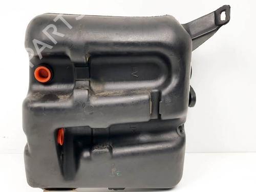 Used Windscreen washer tank CITROËN C4 Coupe (LA_) 2.0 HDi (136 hp) 17792137