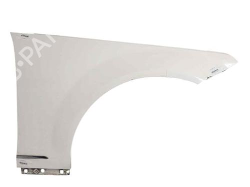 Used Right front fenders MERCEDES-BENZ C-CLASS (W204) C 350 CDI (204.023) (265 hp) 24339190