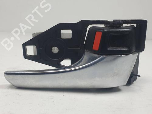 Used Front right interior door handle Front right interior door handle TOYOTA HILUX VIII Pickup (_N1_) 2.4 D (GUN112_, GUN122_, GUN135_, GUN120_, GUN135R,... (150 hp) 40176137 40176137