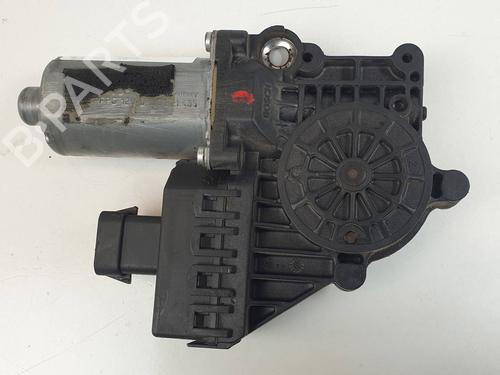 Used Right front window motor Right front window motor OPEL ASTRA H (A04) 1.4 (L48) (90 hp) 30608485 30608485