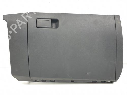 Used Glove box Glove box VW POLO VI (AW1, BZ1, AE1) 1.0 MPi (80 hp) 13666314 13666314