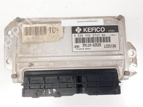 Used Engine control unit (ECU) Engine control unit (ECU) HYUNDAI ACCENT II (LC) 1.3 (86 hp) 17165412 17165412