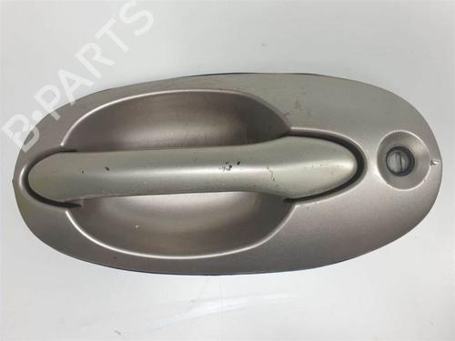 front-right-exterior-door-handle-kia-carnival-ii-gq-29-crdi-k53a58410-1999-2000-2001-2002-2003-2004-2005-2006-2007-10984730 main image