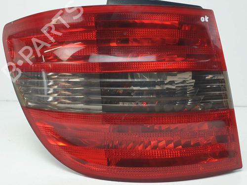 Venstre baglygte Venstre baglygte MERCEDES-BENZ B-CLASS Sports Tourer (W245) B 180 CDI (245.207) (109 hp) 25140532 25140532