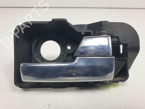 Used Front right interior door handle Front right interior door handle FORD MONDEO III (B5Y) 1.8 16V (110 hp) 8924676 8924676