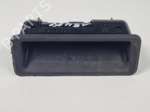 Used Tailgate handle Tailgate handle BMW 5 (E60) 520 d (177 hp) 34511244 34511244