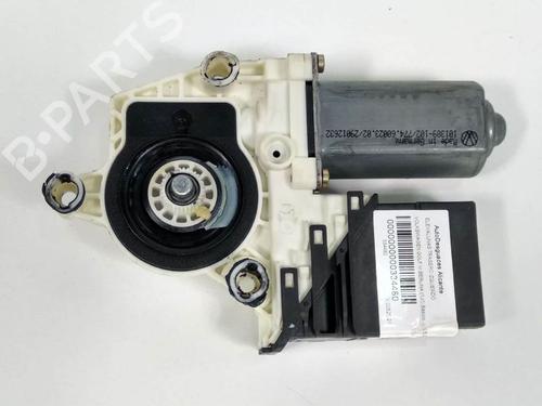 Used Left rear window motor Left rear window motor VW GOLF IV (1J1) 1.6 16V (105 hp) 7516960 7516960