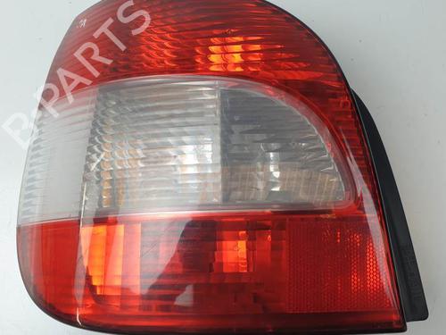 Fanale posteriore sinistro RENAULT SCÉNIC I MPV (JA0/1_, FA0_) 1.6 (JA00, JA16, JA15, JA19, JA1V, JA2B, JA2C, JA0B,... (107 hp) 29245771