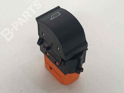Used Right front window switch Right front window switch FORD FOCUS III 1.6 Ti (125 hp) 7018421 7018421