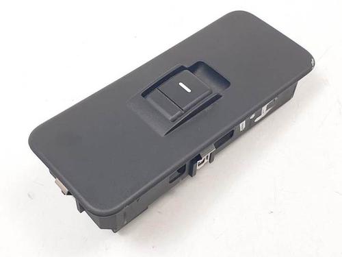 Used Left rear window switch LAND ROVER RANGE ROVER SPORT I (L320) 2.7 D 4x4 (190 hp) 17714110