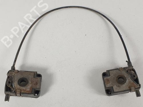 Used Hood lock JEEP GRAND CHEROKEE II (WJ, WG) 3.1 TD 4x4 (140 hp) 14933174
