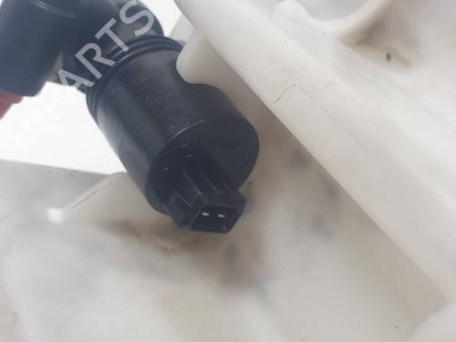 Used Windscreen washer tank Windscreen washer tank LAND ROVER FREELANDER 2 (L359) 2.2 TD4 4x4 (150 hp) 36030803 36030803