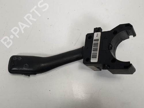 Used Steering column stalk VW GOLF IV (1J1) 1.6 (100 hp) 6856419