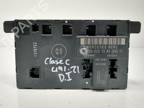Used Comfort control module Comfort control module MERCEDES-BENZ C-CLASS (W203) C 200 CDI (203.004) (116 hp) 8418009 8418009