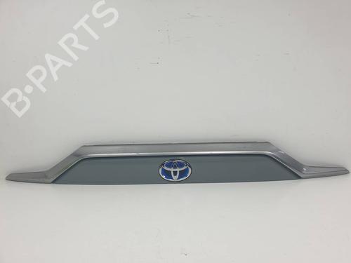 tailgate-trim-toyota-rav-4-v-_a5_-_h5_-2018-34517217 main image