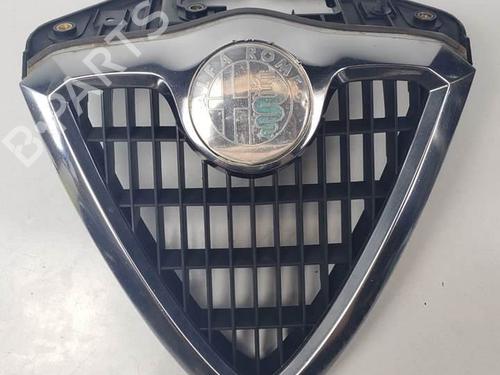 Used Grille Grille ALFA ROMEO 156 (932_) 1.9 JTD (932.A2B00, 932.A2C00) (115 hp) 25257893 25257893