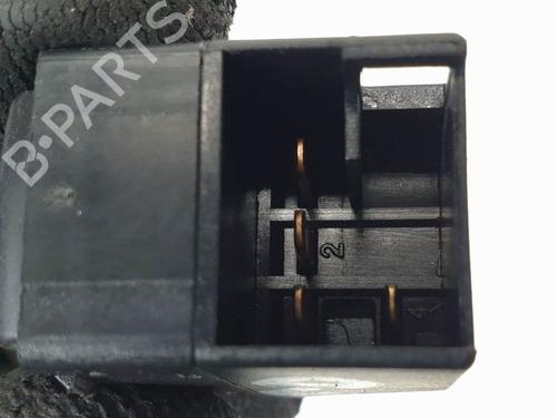 Right rear window switch VW PASSAT B5.5 (3B3) 1.9 TDI 4motion | BP6851101I28 - Image 2