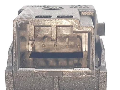 Left rear window switch JAGUAR XF I (X250) 2.7 D | BP18018643I29 