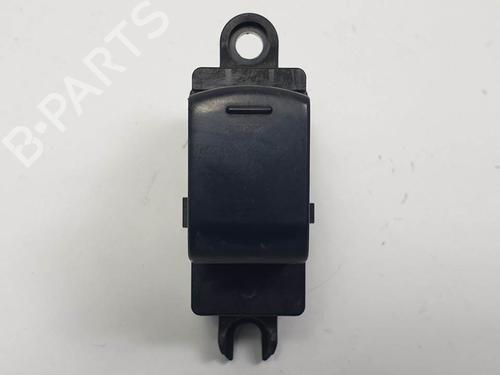Used Right front window switch NISSAN NAVARA NP300 (D40) 2.5 dCi (144 hp) 11271705