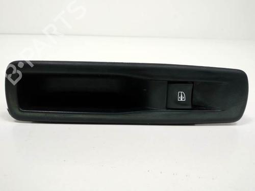 Used Left rear window switch RENAULT MEGANE III Grandtour (KZ0/1) 1.5 dCi (KZ09, KZ0D, KZ1G, KZ29, KZ14, KZ1W, KZ10, KZ1F,... (110 hp) 8237037