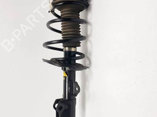 Used Right front shock absorber Right front shock absorber TOYOTA AURIS (_E18_) 1.6 (ZRE181_, ZRE185_, ZRE185R, ZRE181R) (132 hp) 17916019 17916019